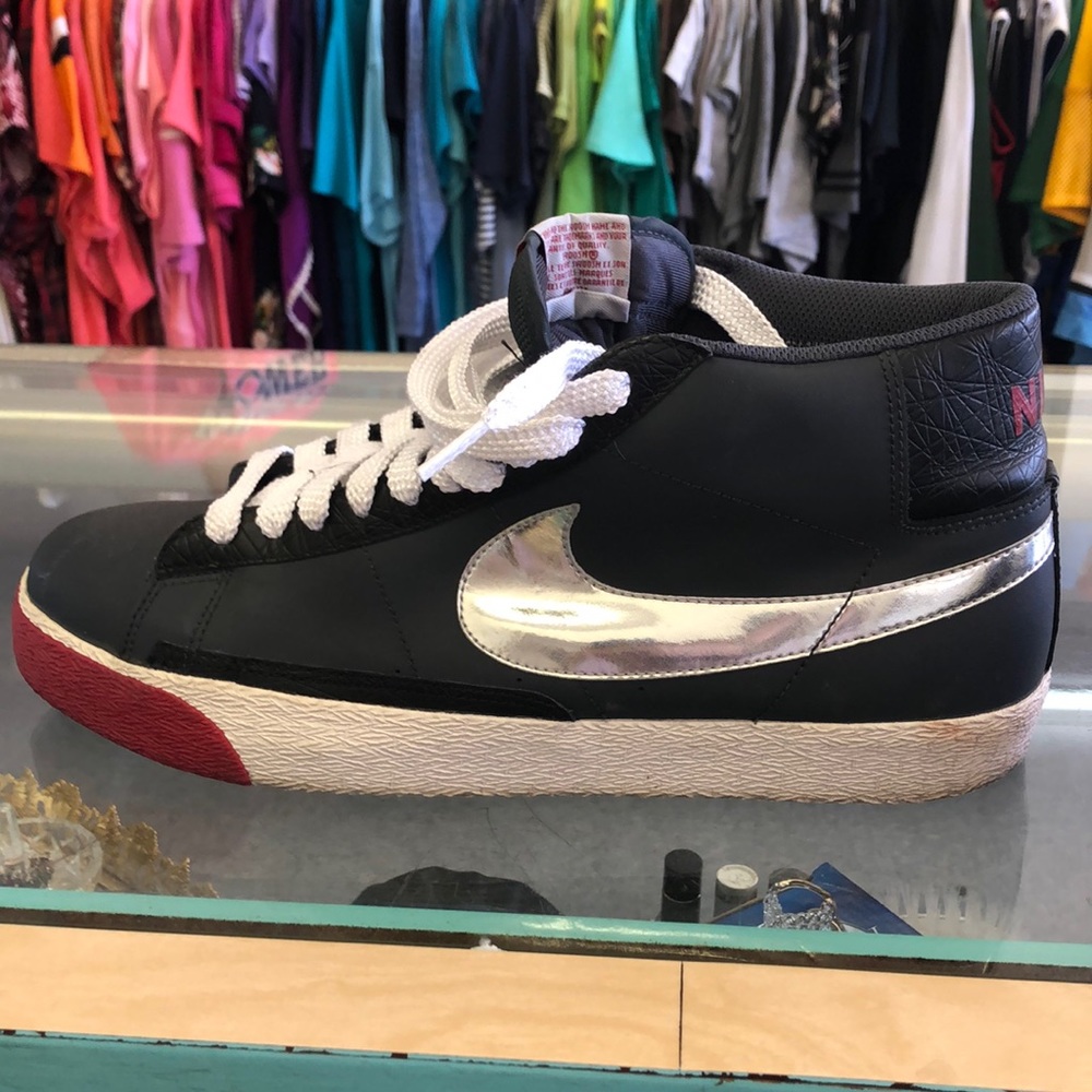Men’s Nike shoes